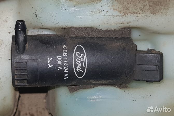 Насос омывателя стекла Форд Фокус 1 Focus 1