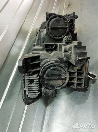 Фара левая Mercedes-Benz Gla-Class X156 2014-Н.в