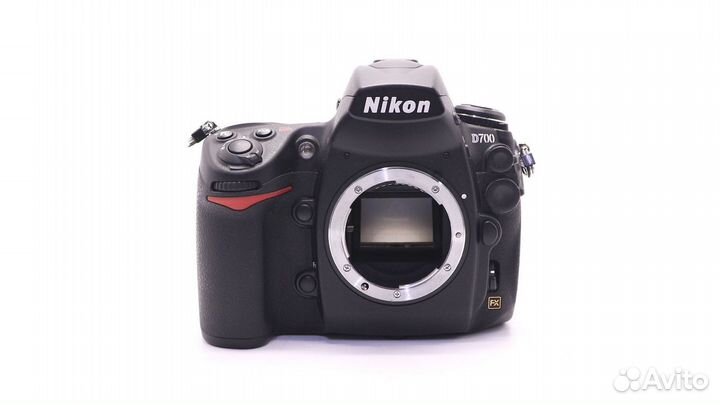 Nikon D700 body (пробег 4950 кадров)