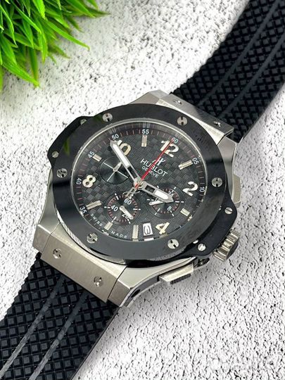 Премиальные кварцевые часы Hublot Tuiga