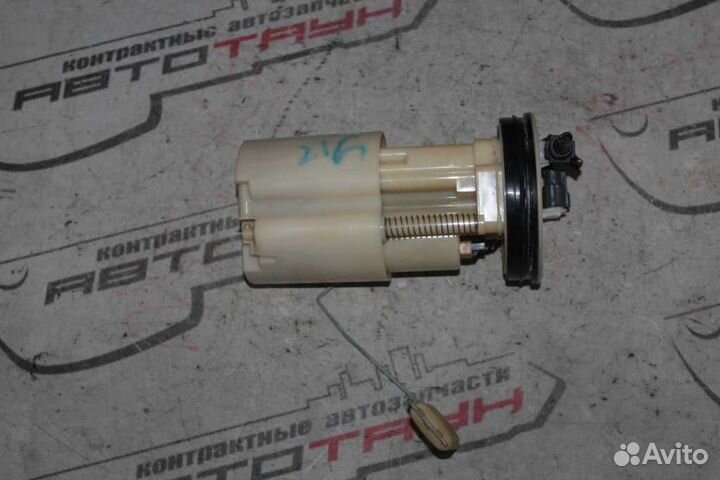 Бензонасос корпус бензонасоса В сборе nissan. tiida latio wingroad. YZ11 ZE11. 1 фишка 4 контакта. 1