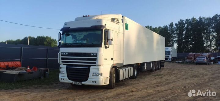 DAF XF 105.460 с полуприцепом, 2011