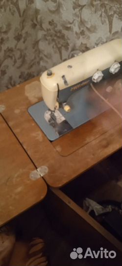 Швейная машинка зиг-заг автоматик