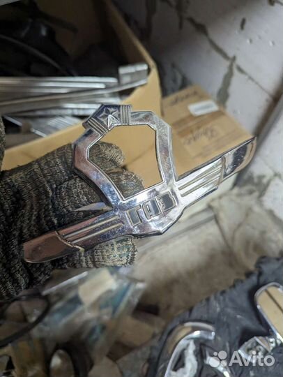 Газ 21 вторая серия птичка капота СССР