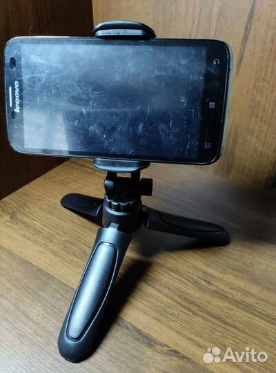 Мини-штатив для мобильного телефона