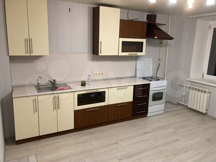 2-к. квартира, 64 м², 8/9 эт.