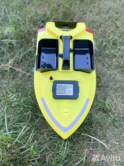 Прикормочный кораблик v020 Yellow