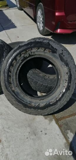 Bridgestone Blizzak DM-V1 265/65 R16