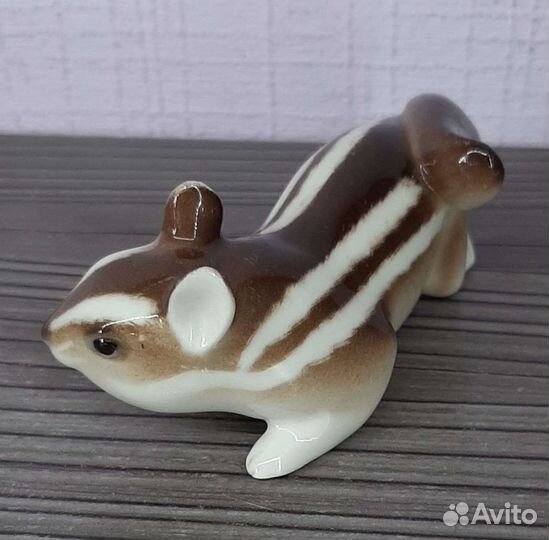 Фарфоровая статуэтка Бурундук лфз