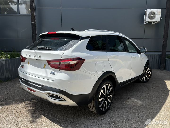 LADA Vesta Cross 1.8 CVT, 2024