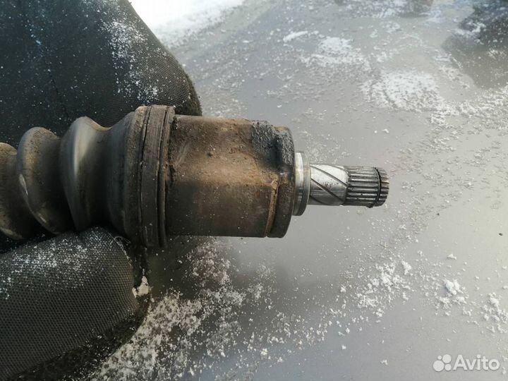 Привод левый Nissan Almera N16 1.5 QG15dе