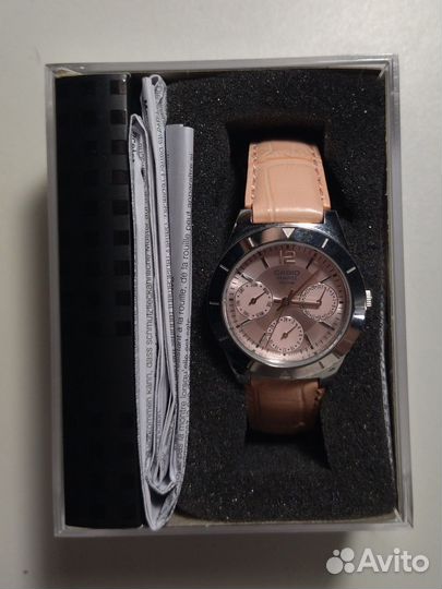 Часы Casio женские