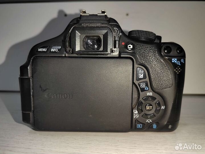 Фотоаппарат canon 600D