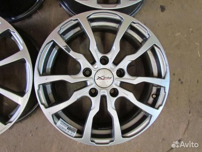 Диски Nissan R16 Литые 5x114.3 J6.5 BD