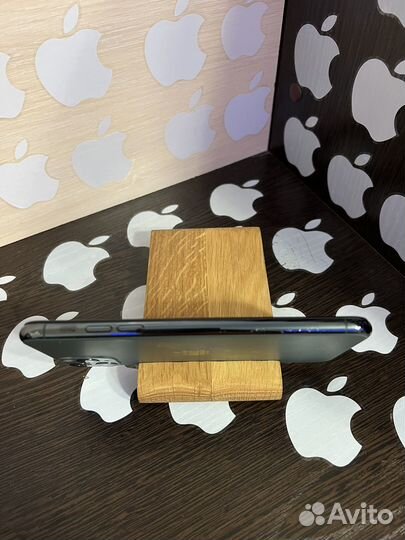 iPhone 11 Pro Max, 64 ГБ
