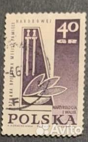 Польша. 11 марок из серии Памятники жертвам ВОВ