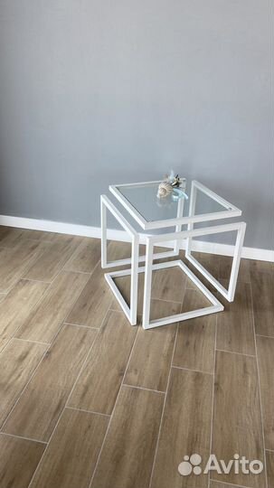 Журнальный столик