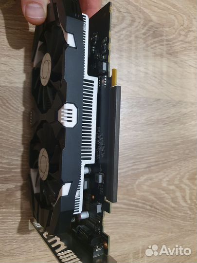 Видеокарта GTX 1050ti MSI