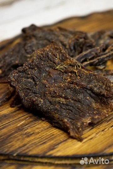 Вяленая говядина, куриный балык, куриные джерки