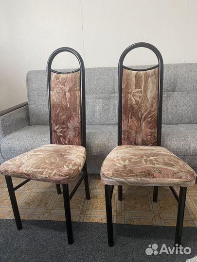 Ародам 4 стула