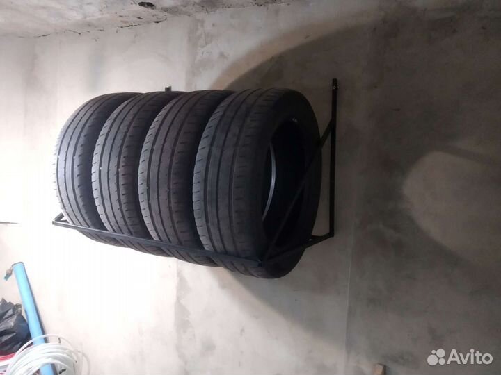 Подставка для шин, колес, автобоксов