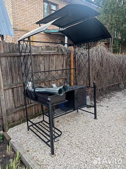 Мангал кованый с крышей