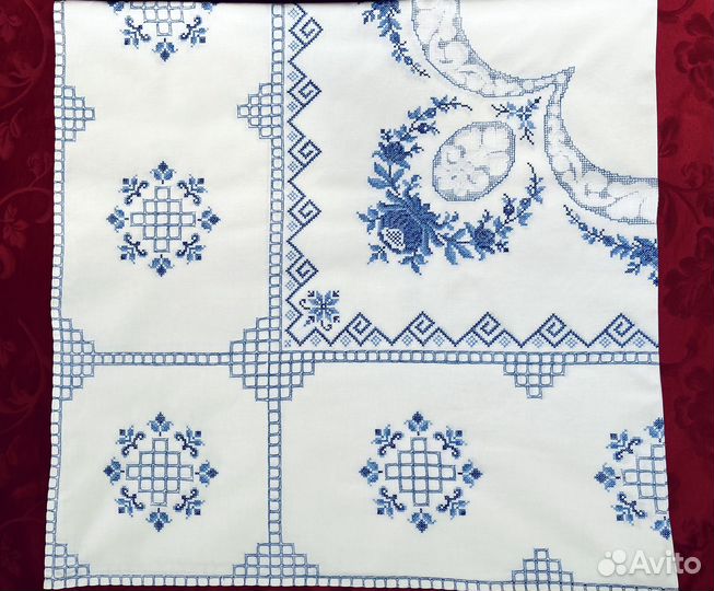 Скатерть вышивка винтаж Германия