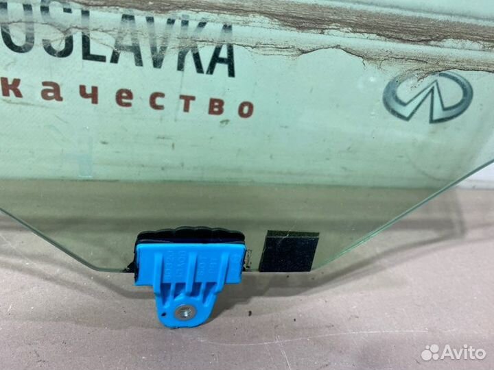 Стекло двери переднее левое Infiniti Q50 V37 2.0L