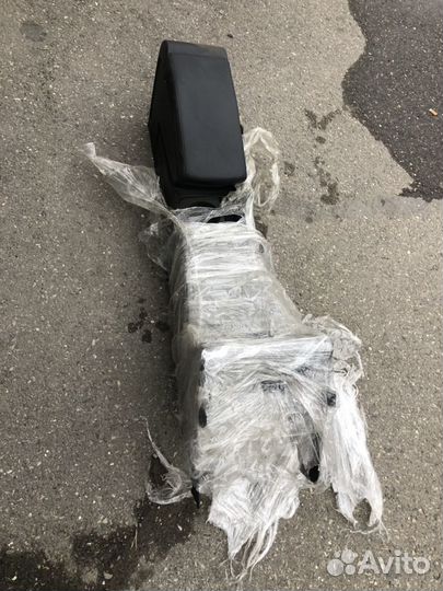 Подлокотник бар Фольксваген пассат Б6