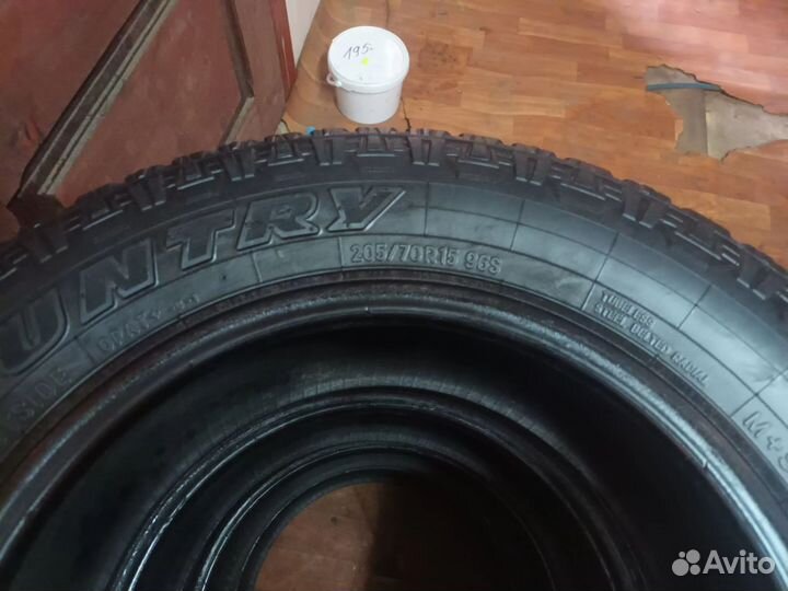 Toyo Open Country A/T 205/70 R15