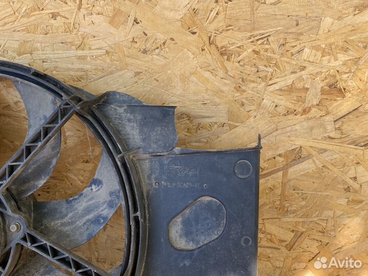 Вентилятор охлаждения Ford focus 2