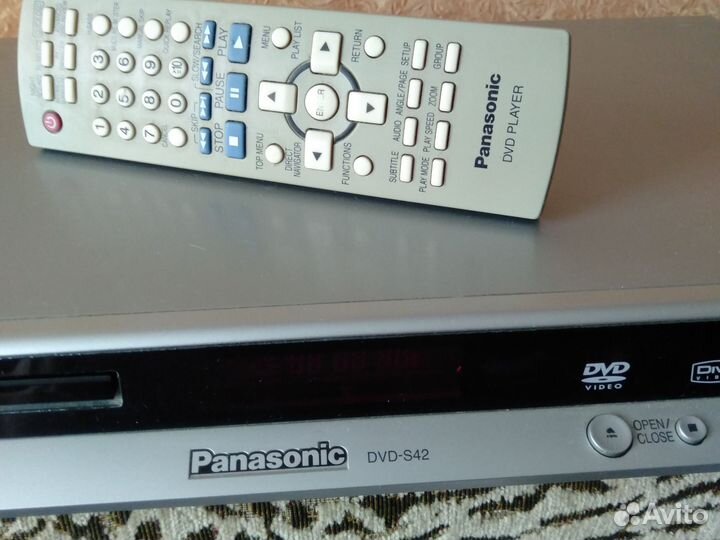 DVD плеер Panasonic S42