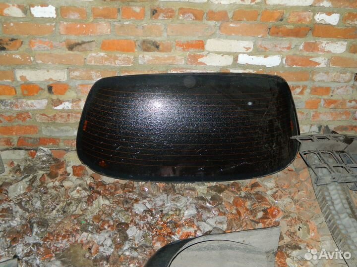 Стекло заднее шевроле ланос