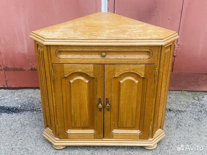 Тумба угловая, Беларусиии дуб