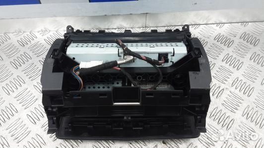 Монитор mercedes benz C-class W204 (1DN01JA01)