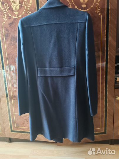 Пальто love moschino, 42разм