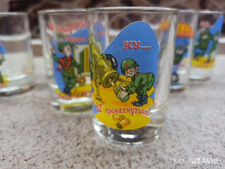 Набор стопок с военной тематикой