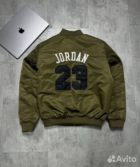 Бомбер Jordan 23