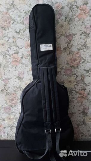 Акустическая гитара с чехлом прокат