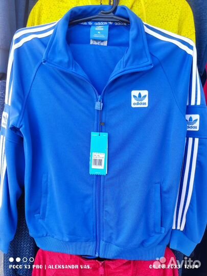 Спортивный костюм