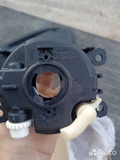 Фара противотуманная Ситроен С4 Пежо 408