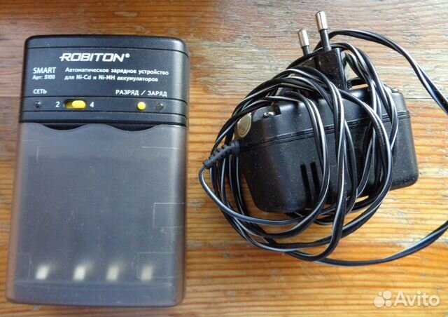 Интеллектуальное зарядное robiton Smart S100