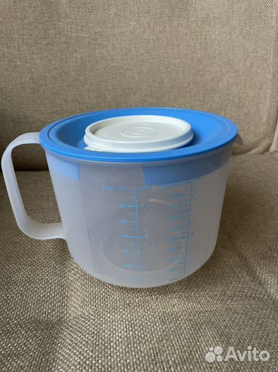 Емкость для смешивания 2 л и дуршлаг Tupperware