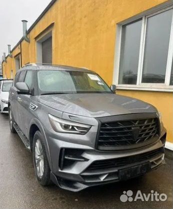 Передний бампер чёрный Infiniti QX80 2018+ larte