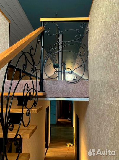 Лестница из листового металла