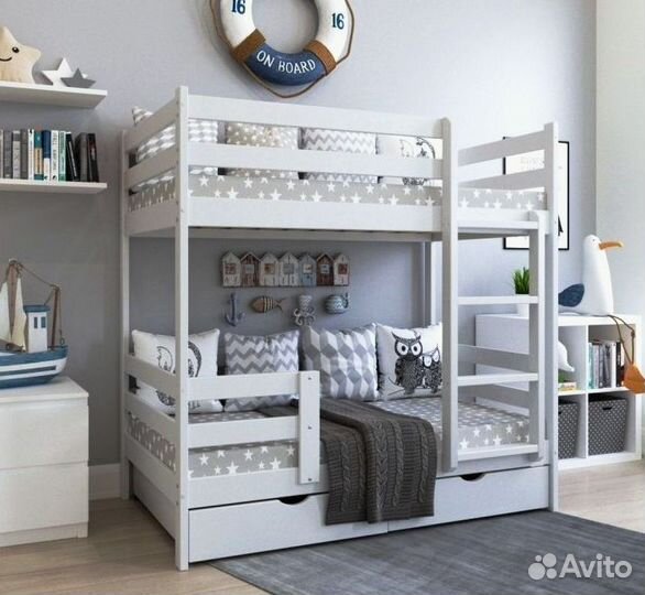 Двухъярусная кровать