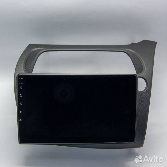 Штатная магнитола для Honda Civic 2007-2011 правый