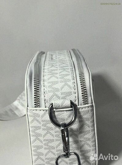 Женская сумка через плечо Michael Kors: must-have