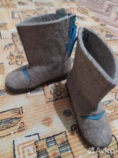 Валенки на подошве детские