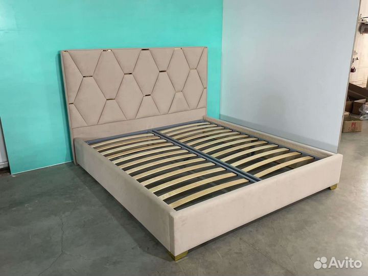 Мягкие кровати